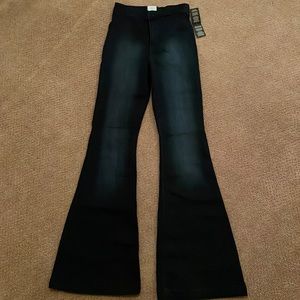 Bell bottom jeans!!